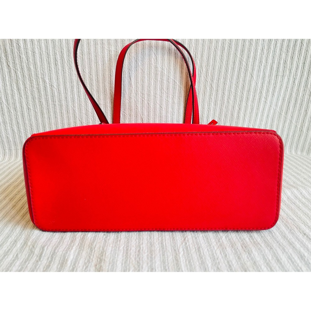 Michael Kors Charlotte Large Tote Vibrant Red Durable Saffiano Leather Handbag - Picture 10 of 12